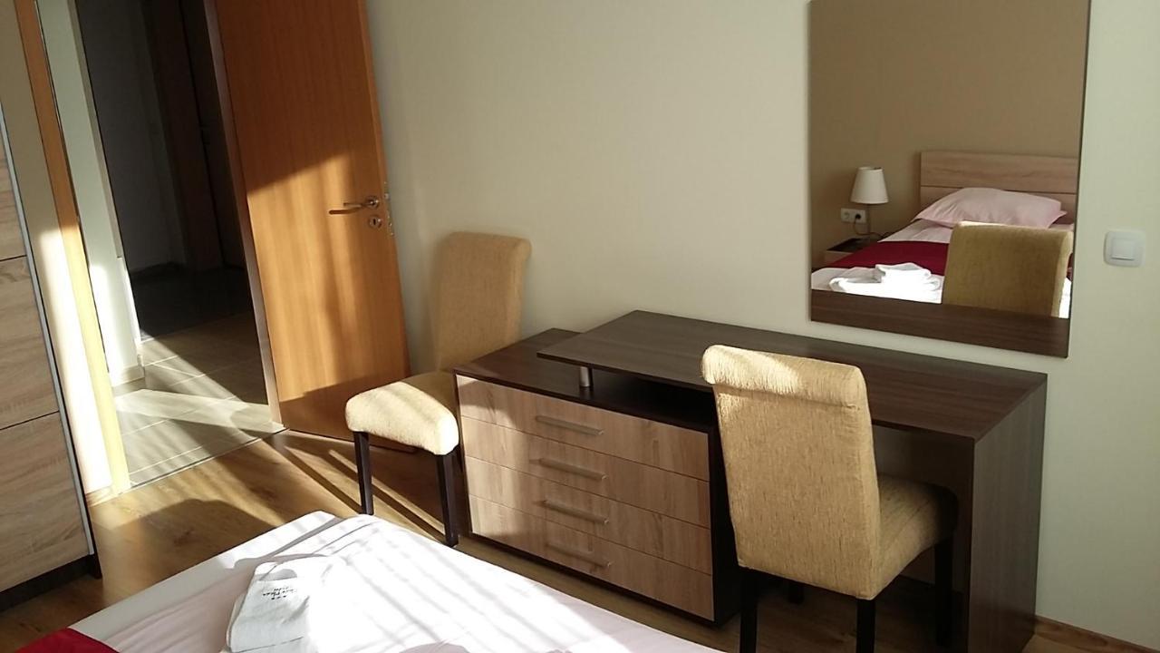 Apartments Mladost 1A Sofia Exterior foto